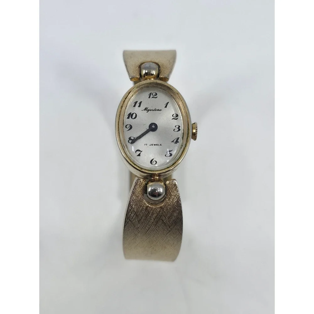 Vintage Majestime 17 Jewels Women Oval Gold Tone Bangle Manual Wind‎ Watch Works